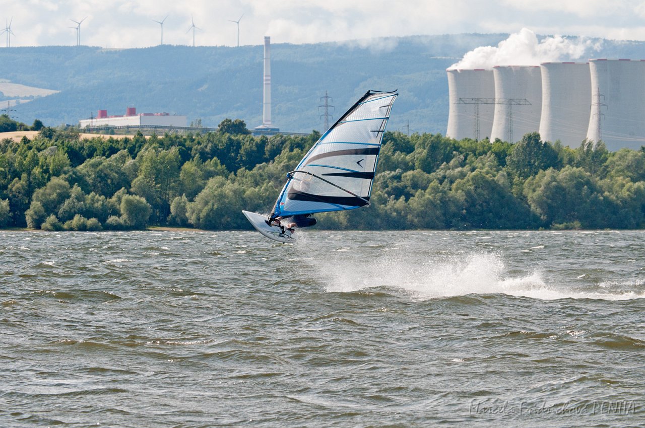 D2012-011-383u.jpg