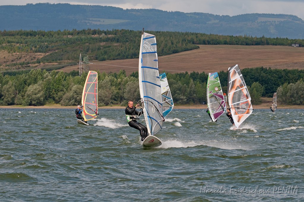 D2012-015-107u.jpg