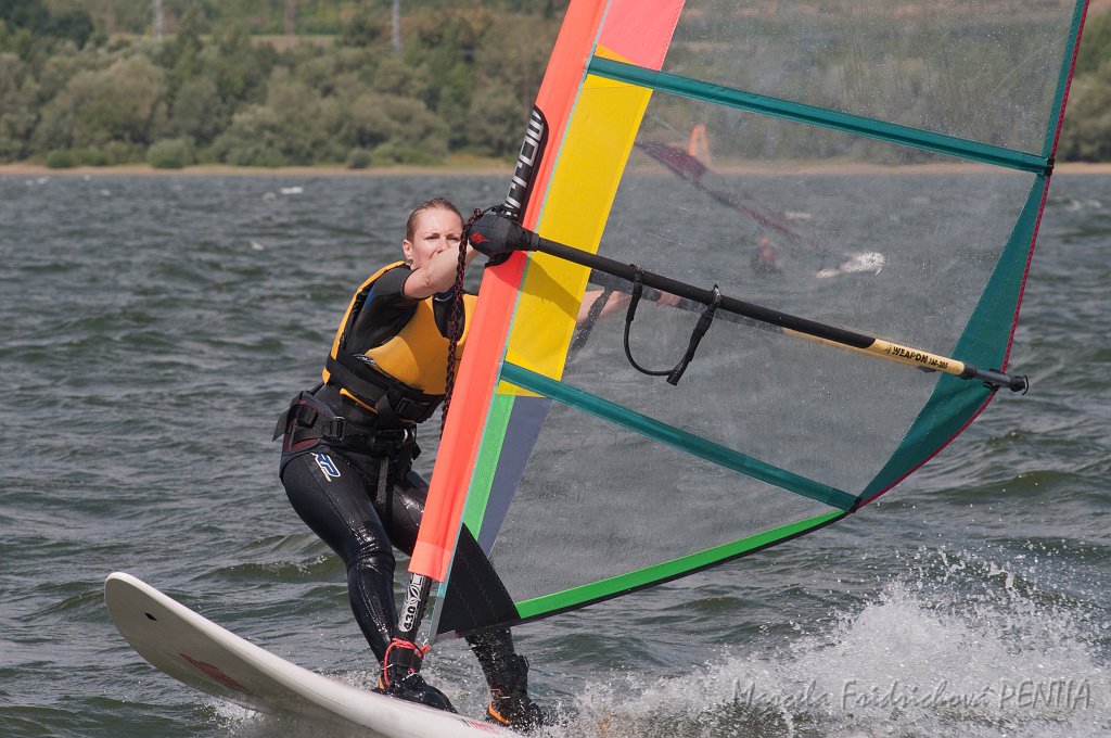D2012-015-119u.jpg