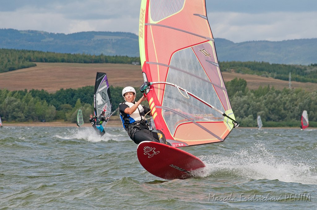 D2012-015-133u.jpg