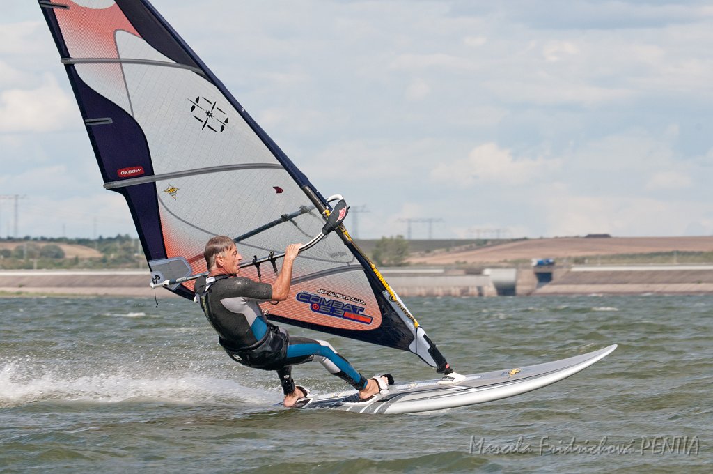 D2012-015-287u.jpg