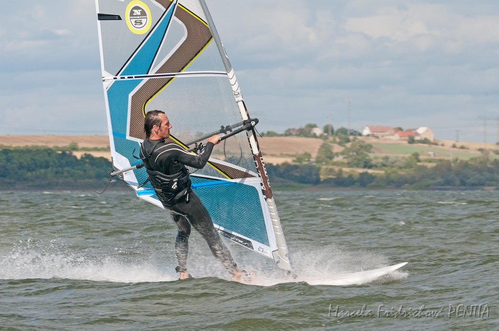 D2012-015-326u.jpg