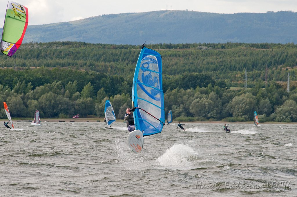 D2012-015-364u.jpg