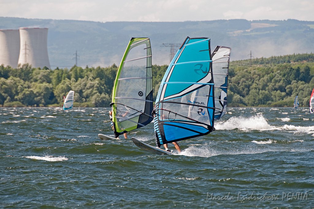 D2015-039-090u.jpg