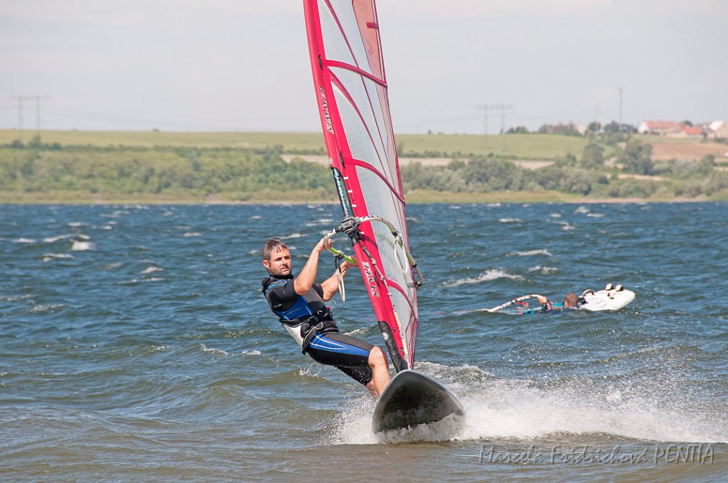 D2015-039-104u.jpg