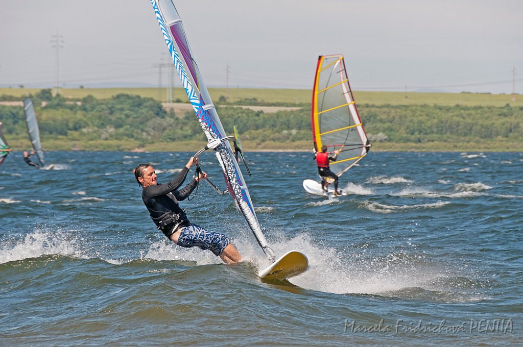 D2015-039-130u.jpg