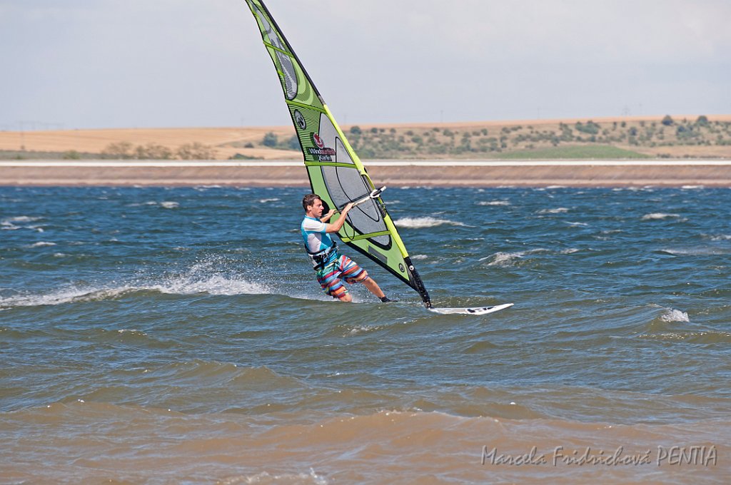 D2015-039-137u.jpg