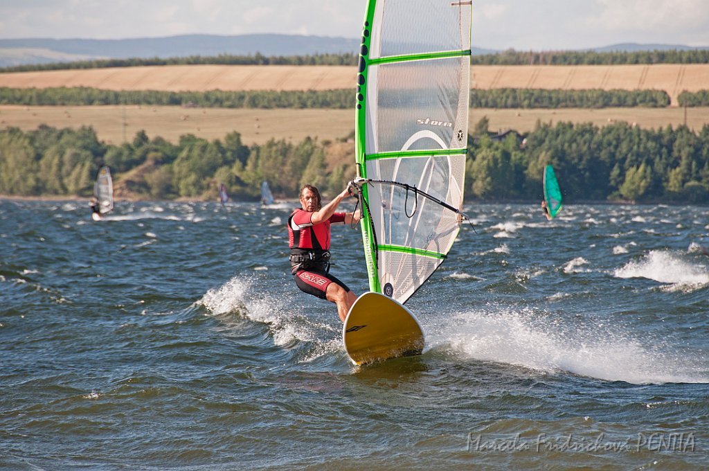 D2015-039-163u.jpg
