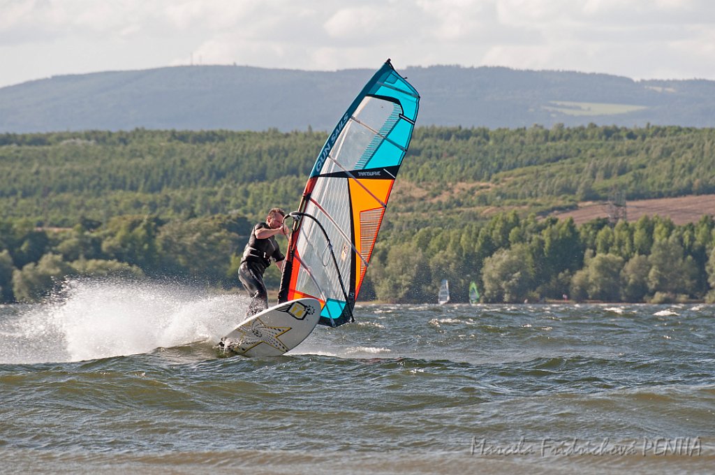 D2015-039-182u.jpg