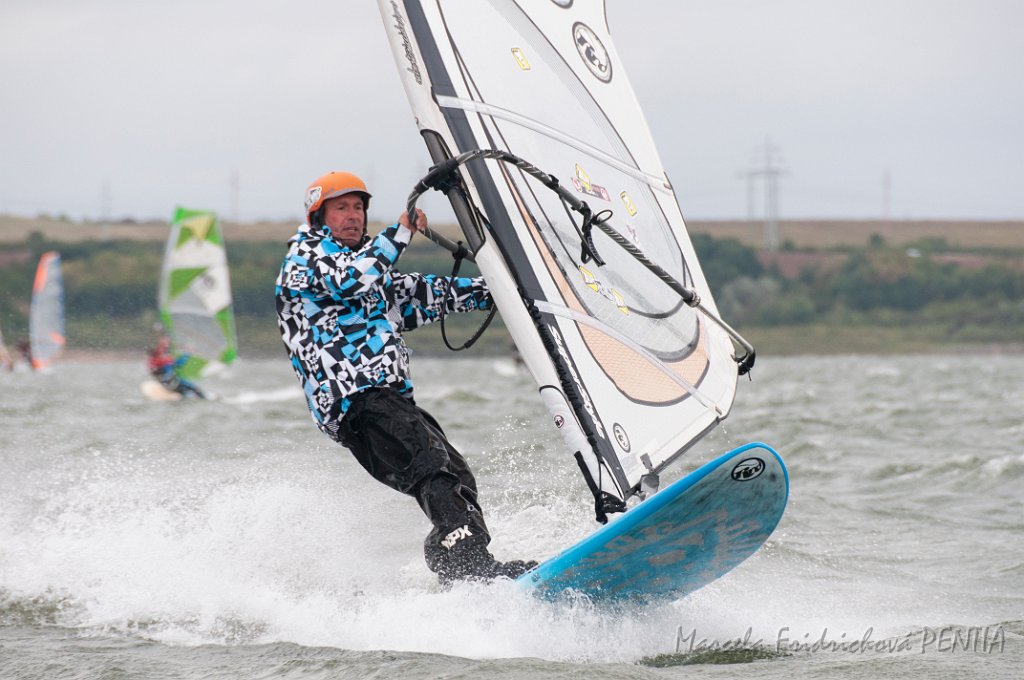 D2015-052-0576-1.jpg