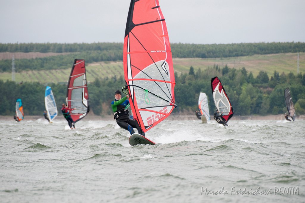 D2015-052-0588.jpg