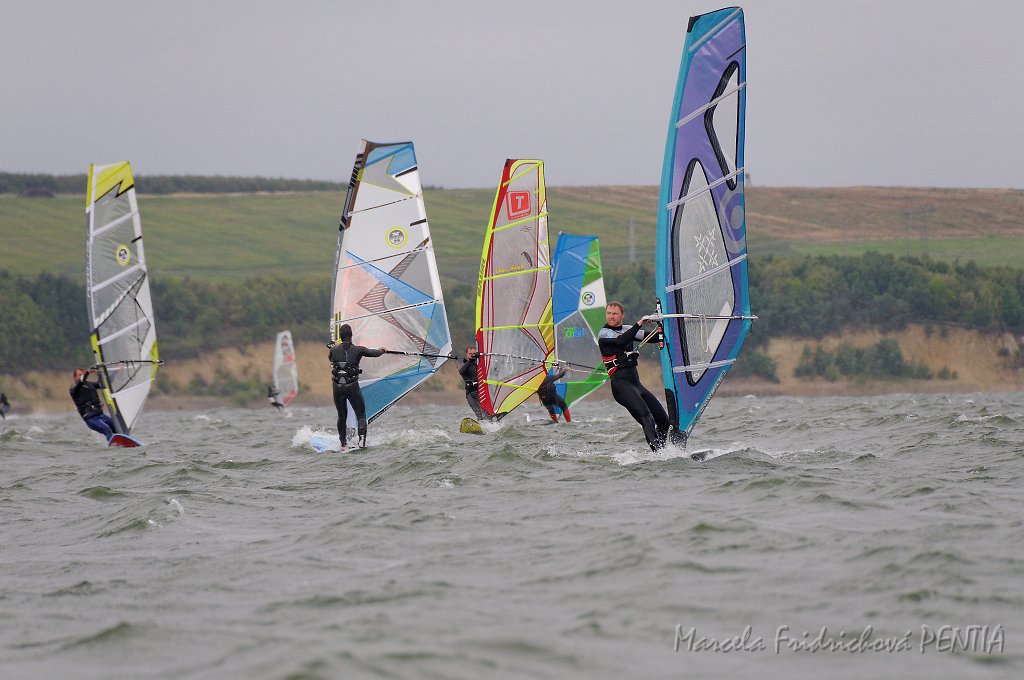 D2015-052-0701.jpg