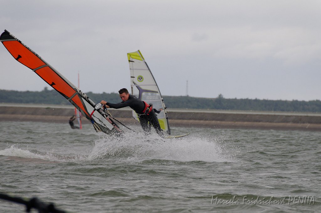D2015-052-0710.jpg