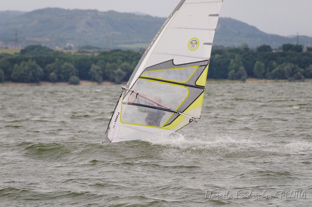 D2015-052-0726u.jpg