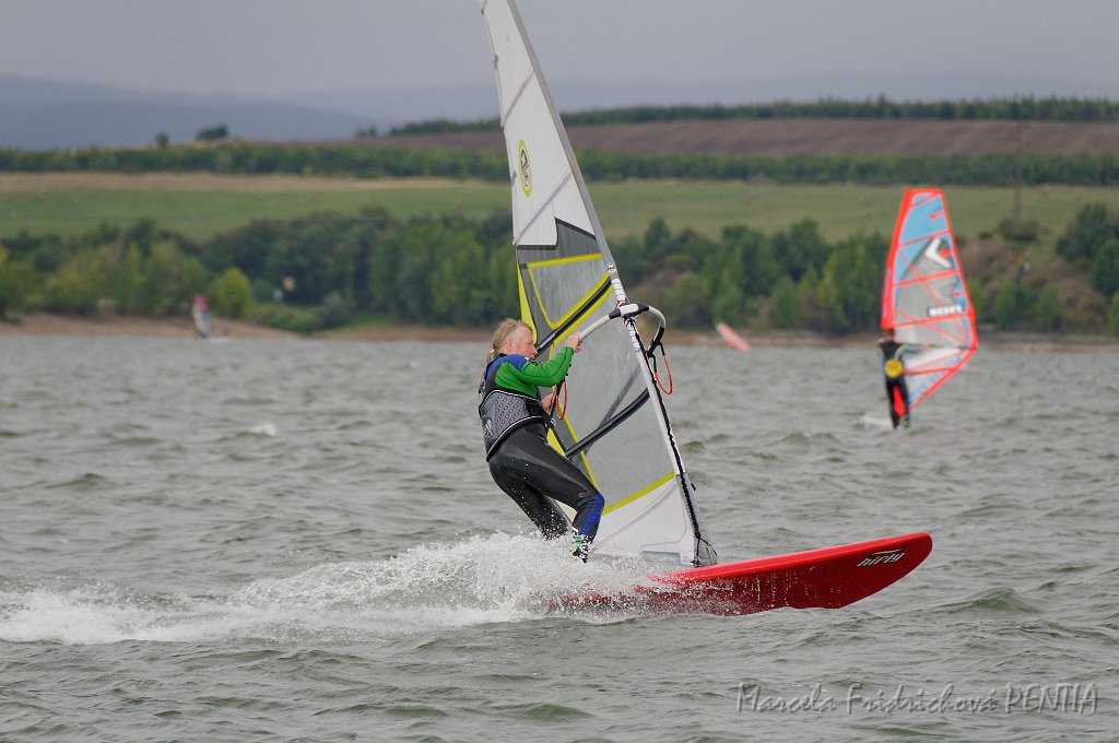 D2015-052-0759u.jpg