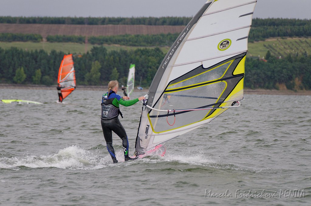D2015-052-0761u.jpg