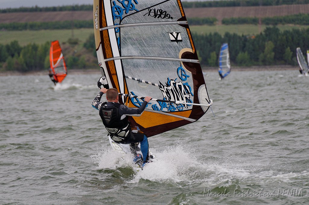 D2015-052-0785.jpg