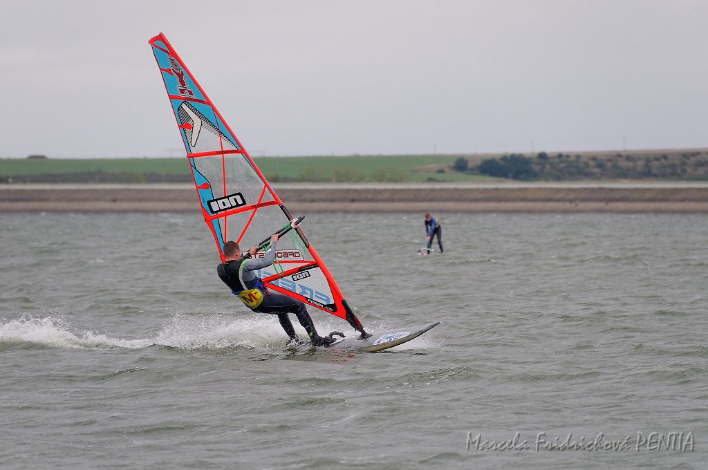 D2015-052-0830.jpg