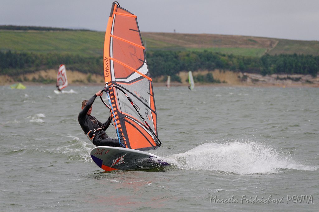 D2015-052-0918.jpg