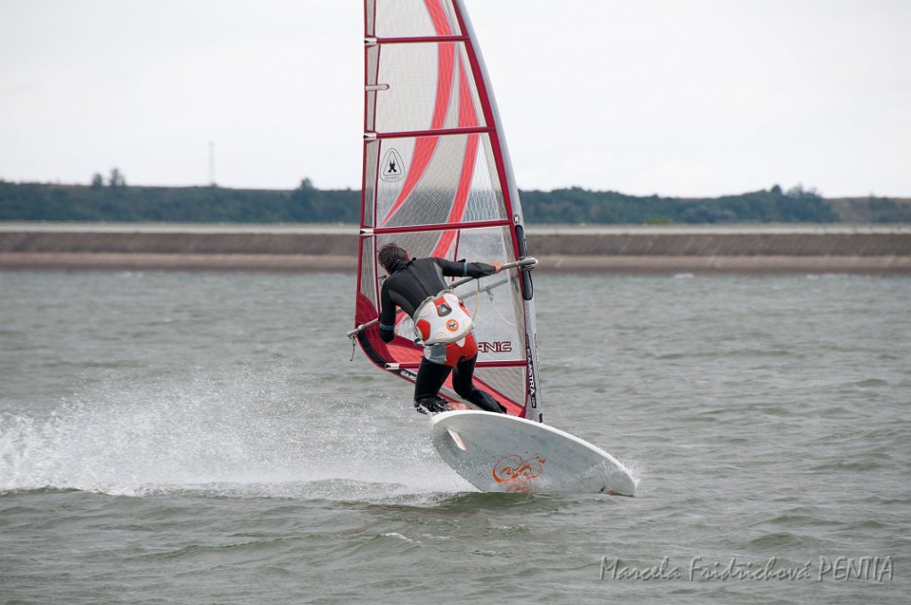 D2015-052-0920.jpg