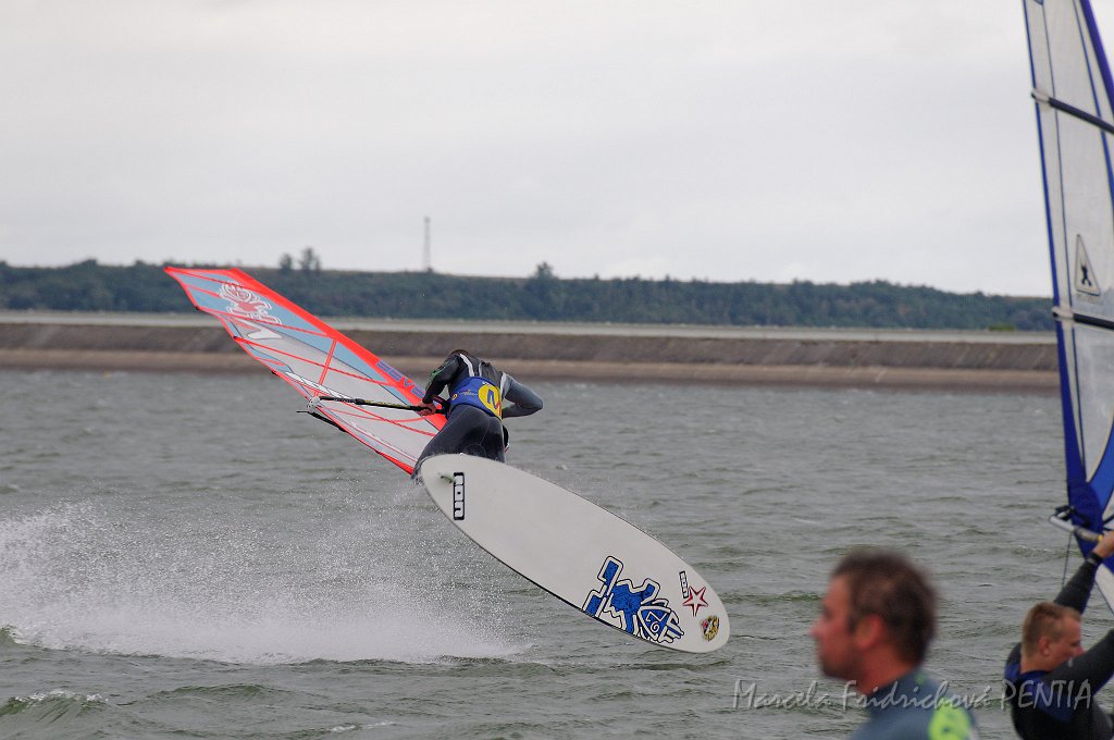 D2015-052-0943.jpg
