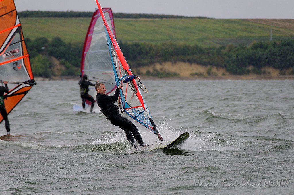 D2015-052-0980.jpg