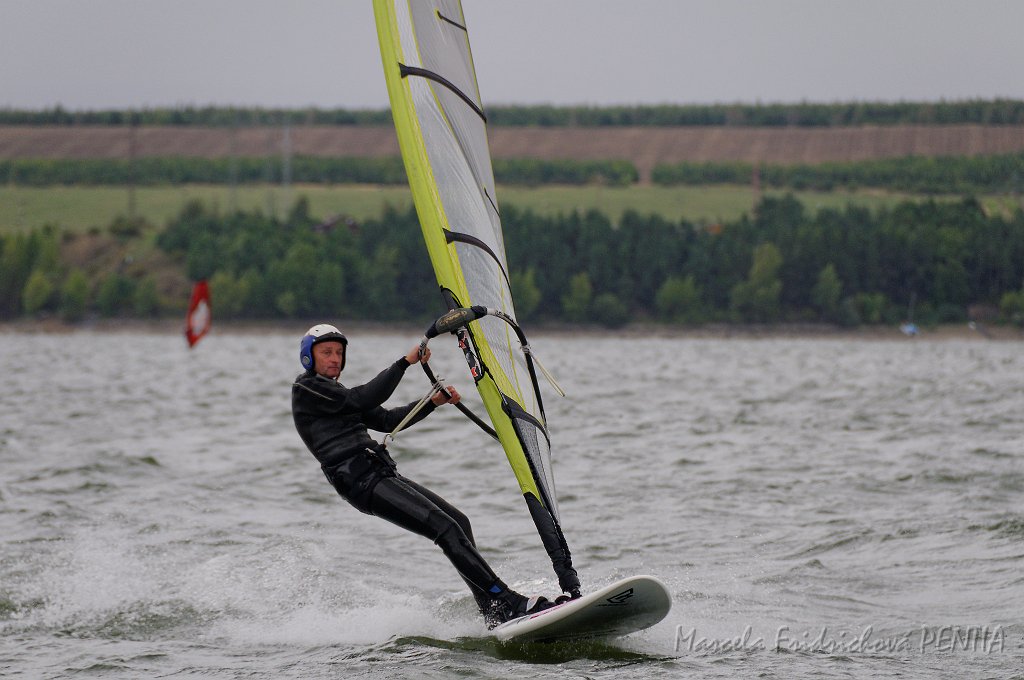 D2015-052-0981.jpg