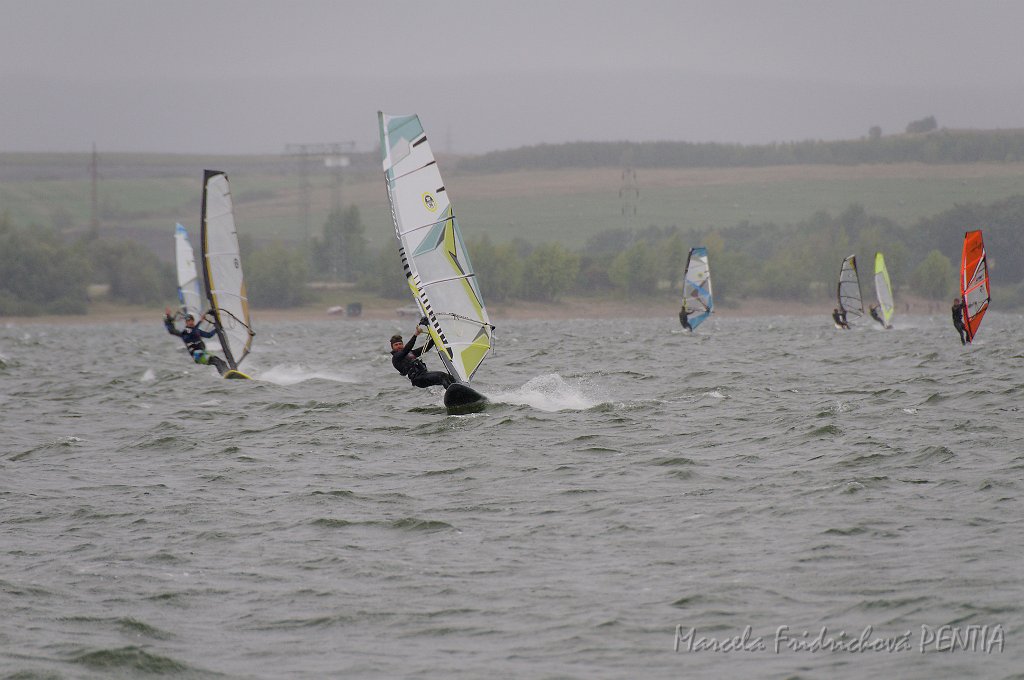 D2015-052-0987.jpg
