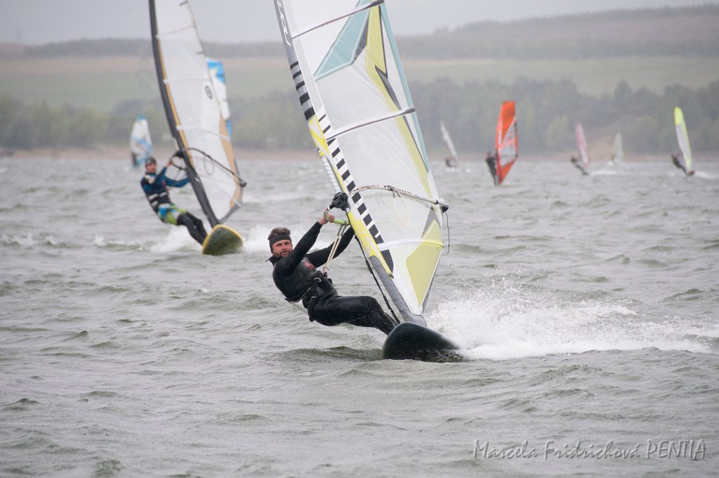 D2015-052-0991.jpg