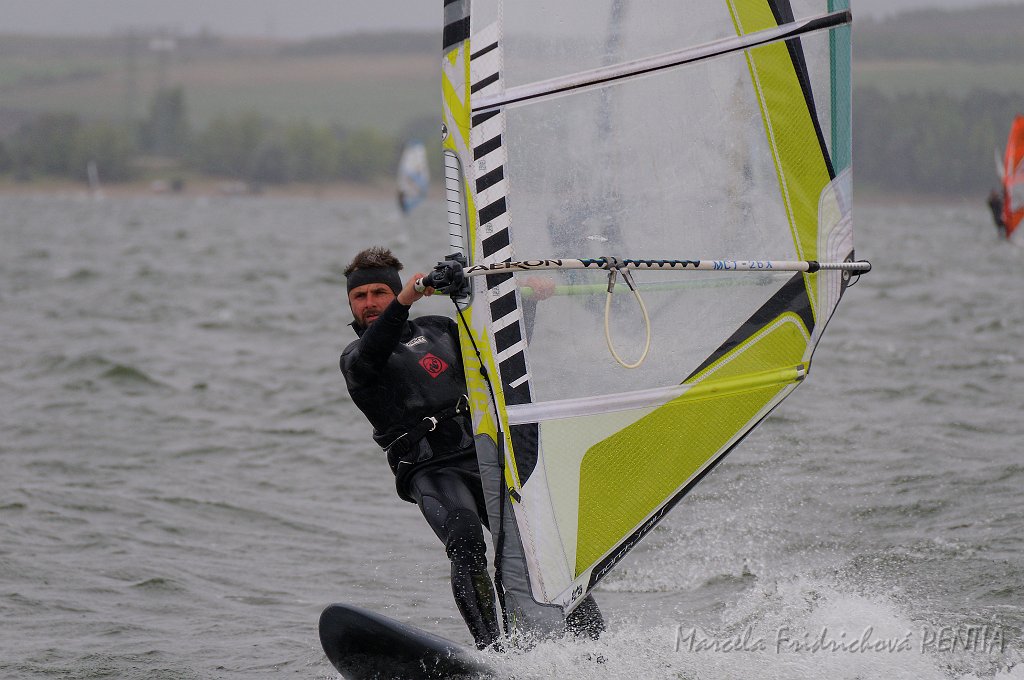 D2015-052-0996.jpg