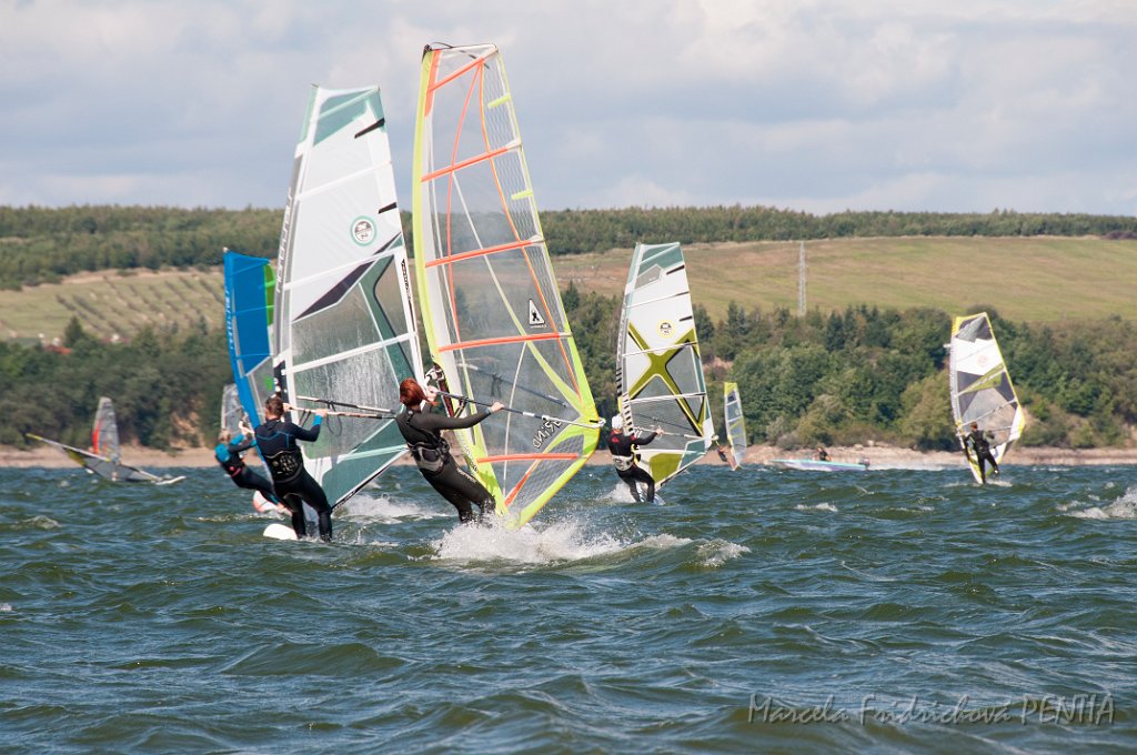 D2015-052-0049.jpg