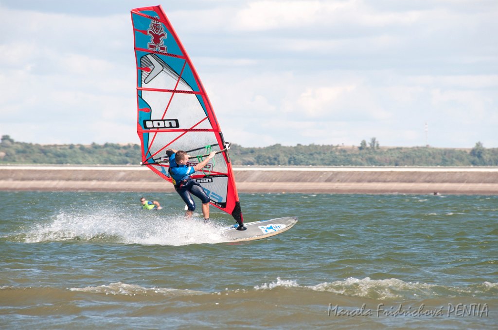 D2015-052-0066-5.jpg