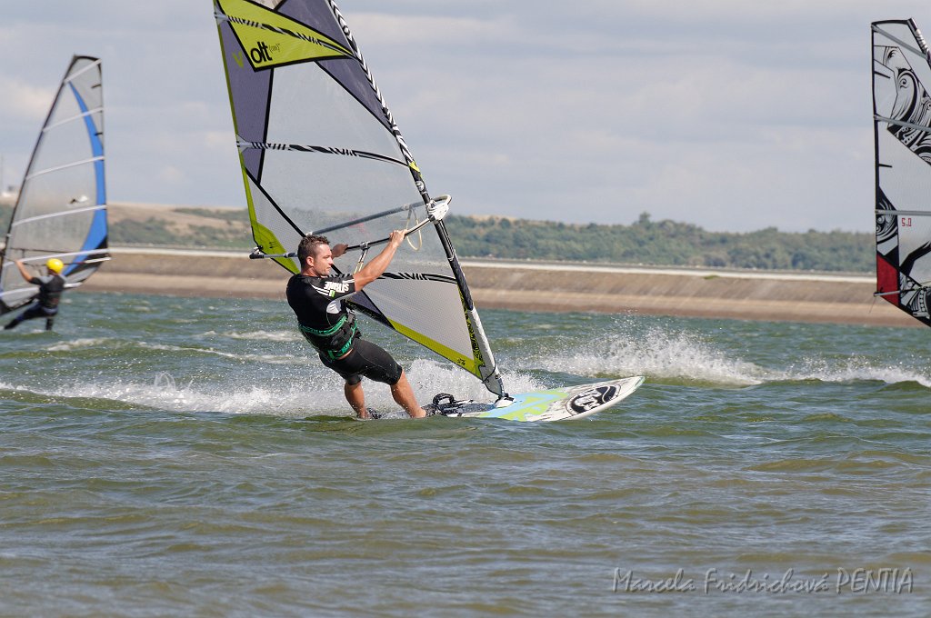 D2015-052-0081.jpg