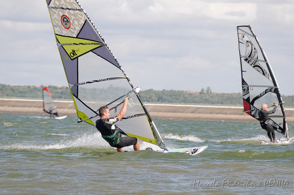 D2015-052-0082.jpg
