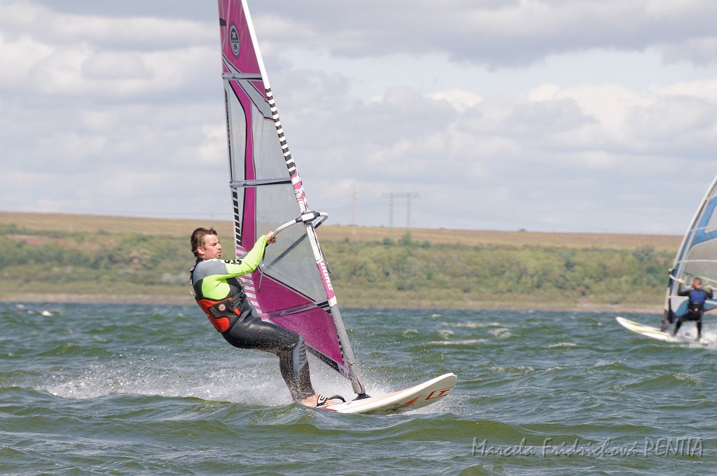 D2015-052-0088.jpg