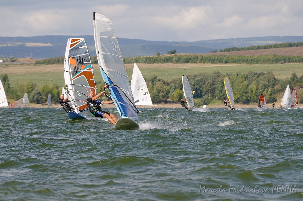 D2015-052-0099.jpg