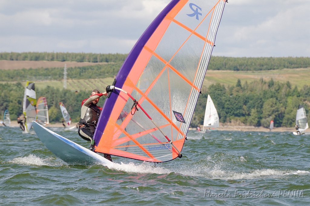 D2015-052-0119.jpg