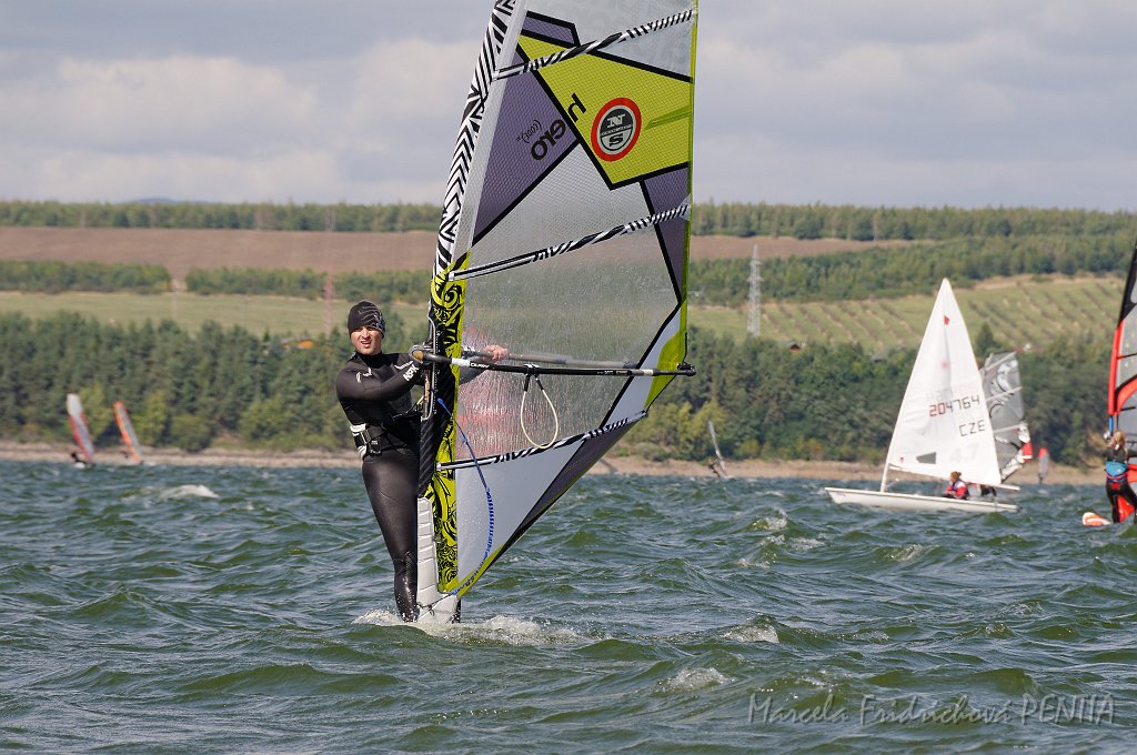 D2015-052-0131.jpg