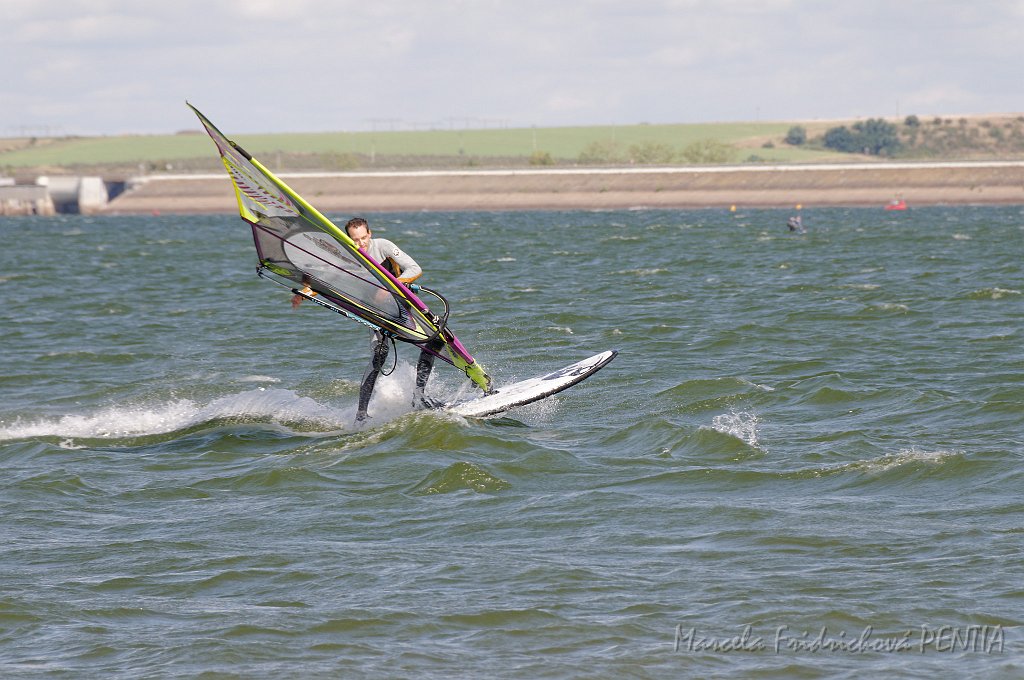 D2015-052-0148.jpg