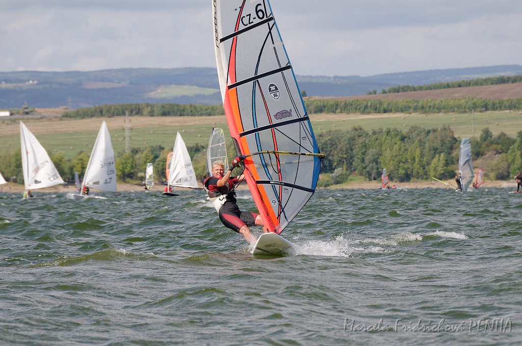 D2015-052-0153.jpg