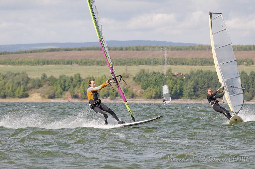 D2015-052-0171.jpg