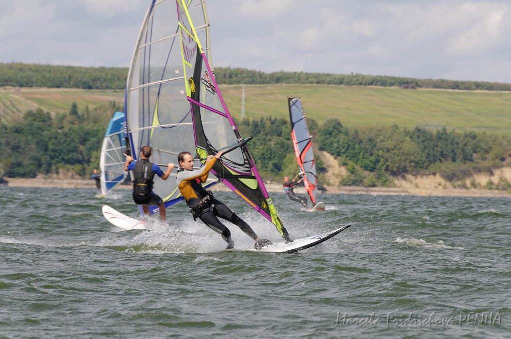 D2015-052-0174.jpg