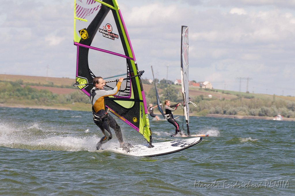 D2015-052-0176.jpg