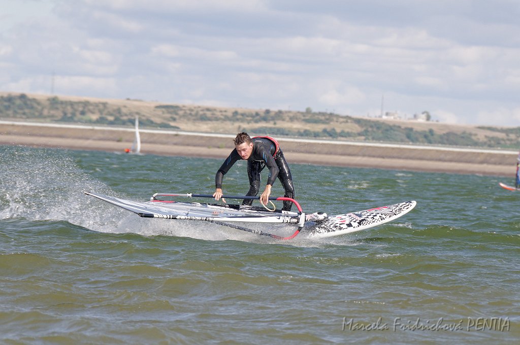 D2015-052-0204.jpg
