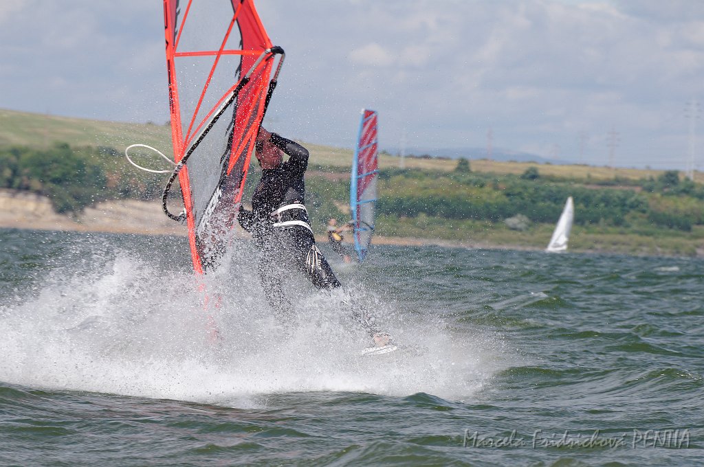 D2015-052-0215.jpg