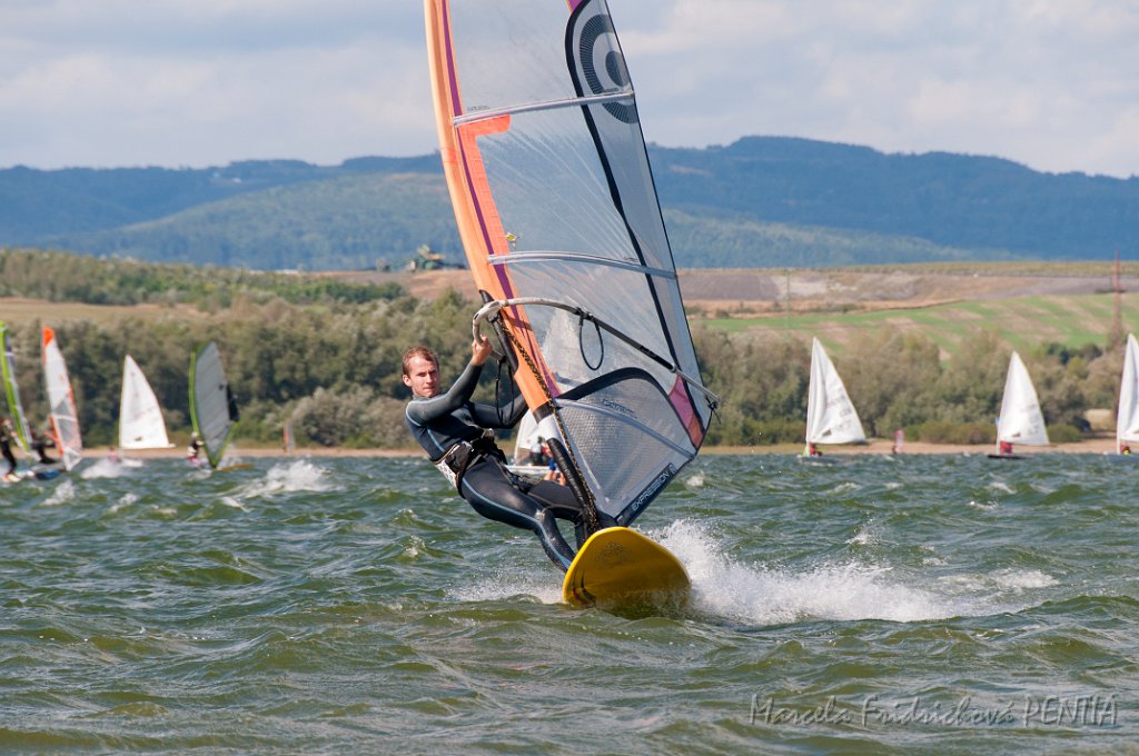 D2015-052-0217.jpg