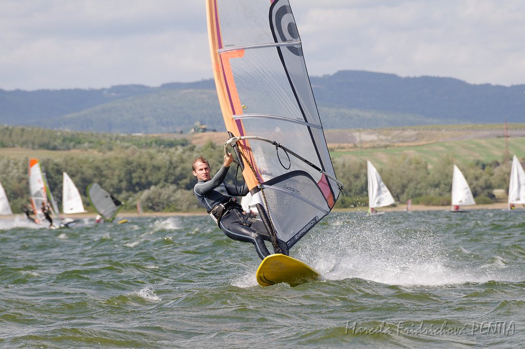 D2015-052-0218.jpg
