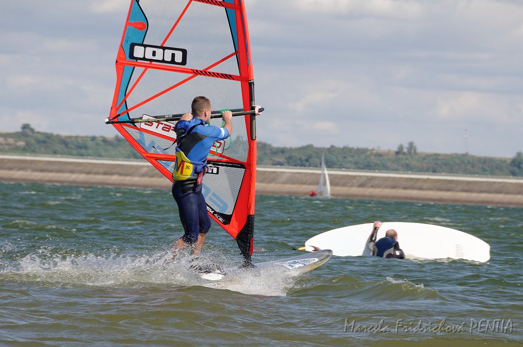 D2015-052-0222.jpg
