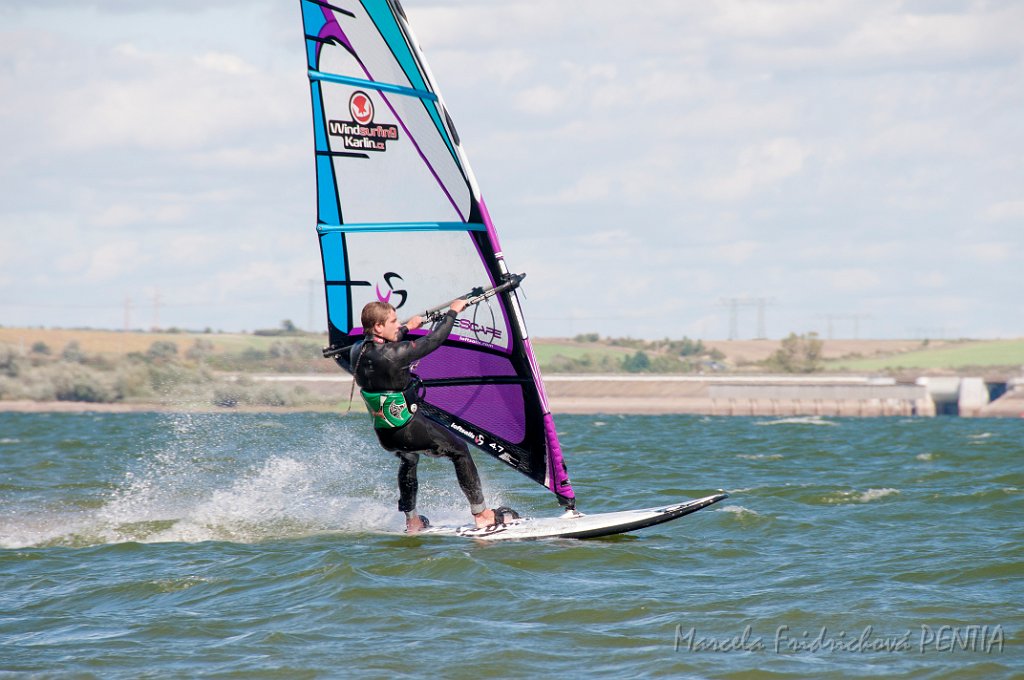 D2015-052-0228.jpg
