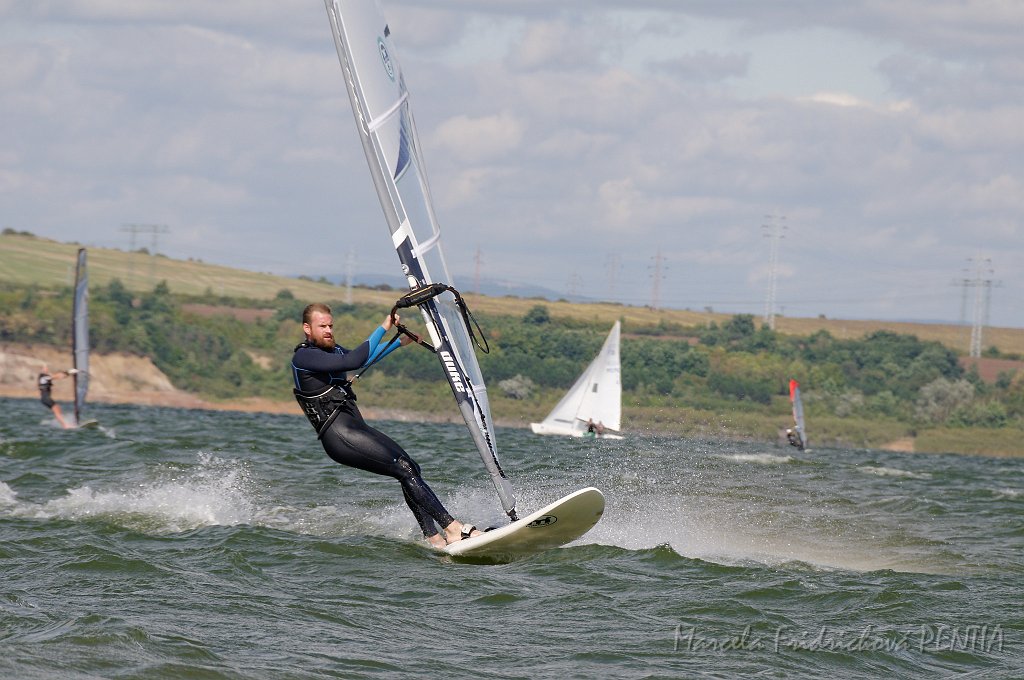D2015-052-0230.jpg